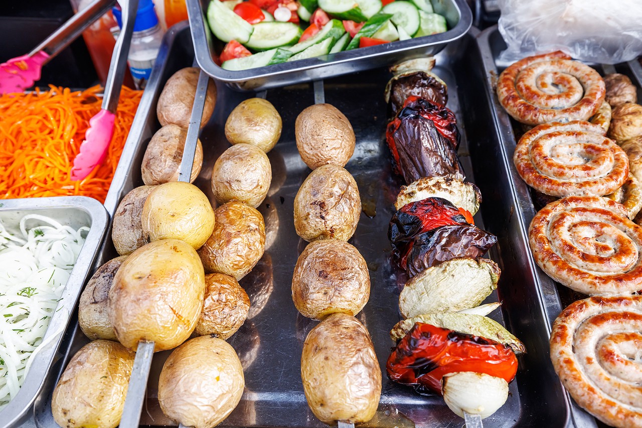 Что приготовить на майские праздники: три рецепта для пикника