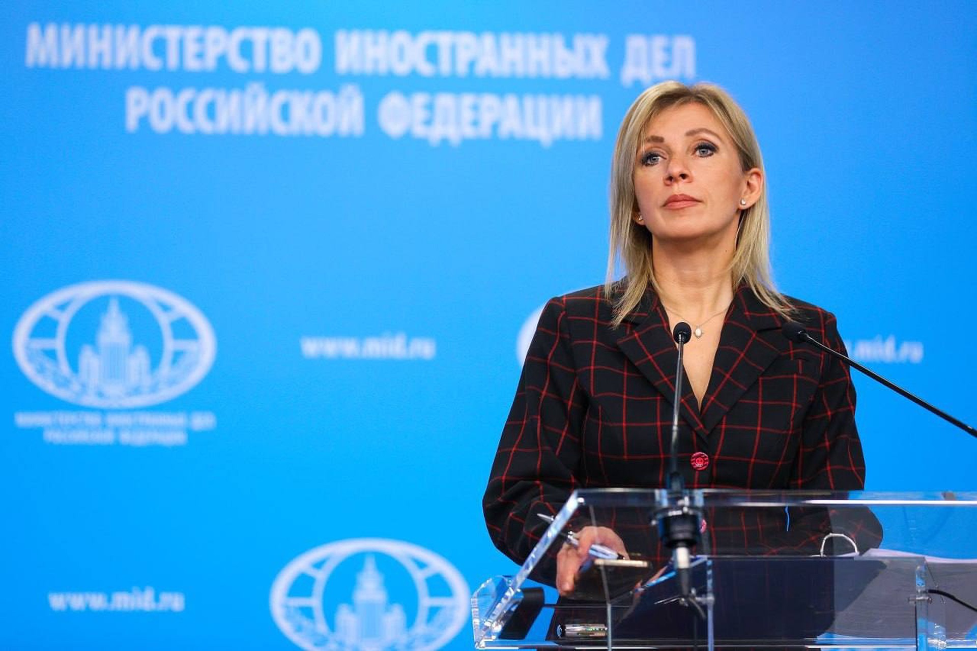 Захарова ответила на слова о том, что в Крыму не должно быть мирной жизни