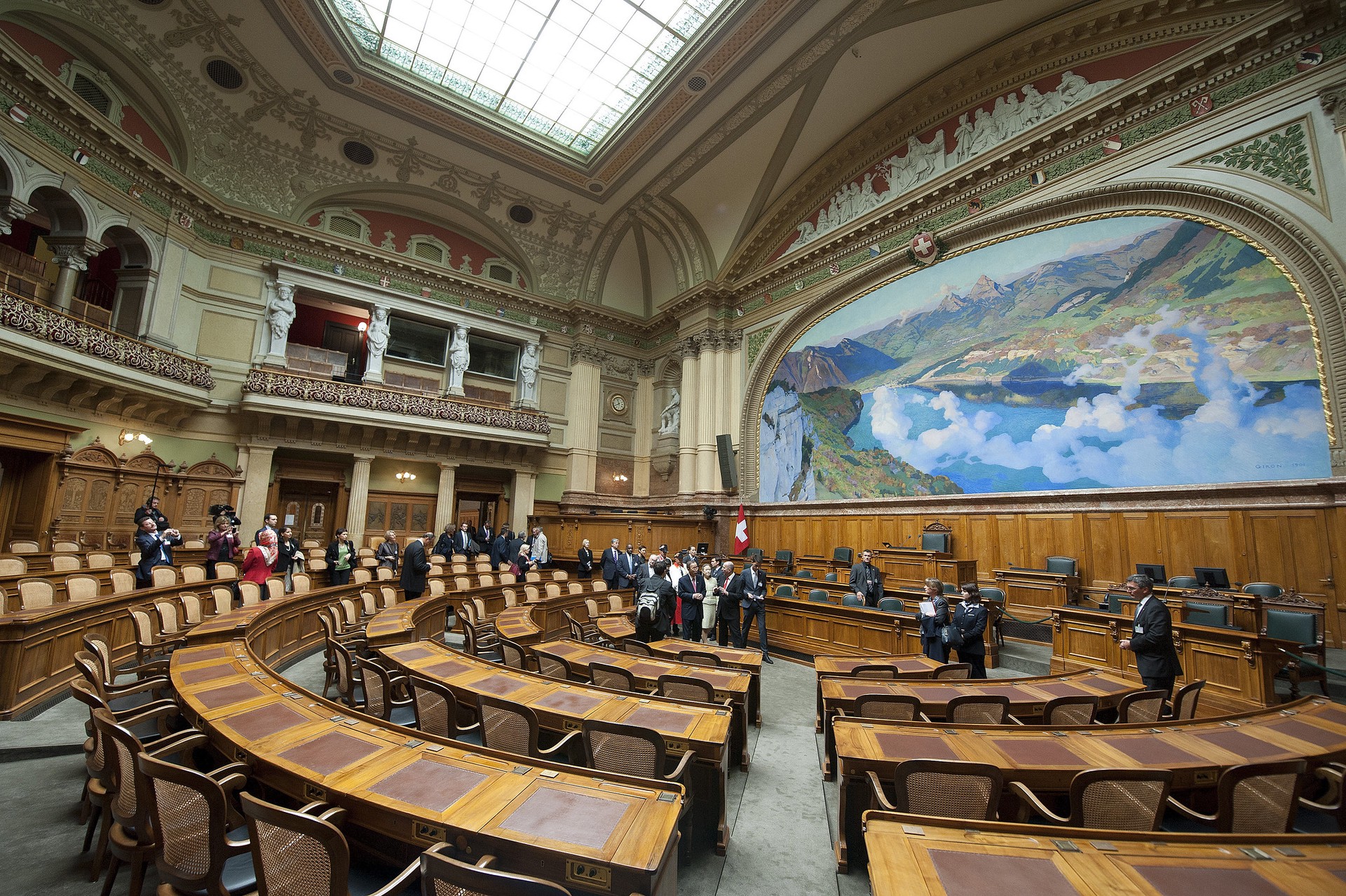 Парламент Швейцарии отклонил новый пакет помощи Украине