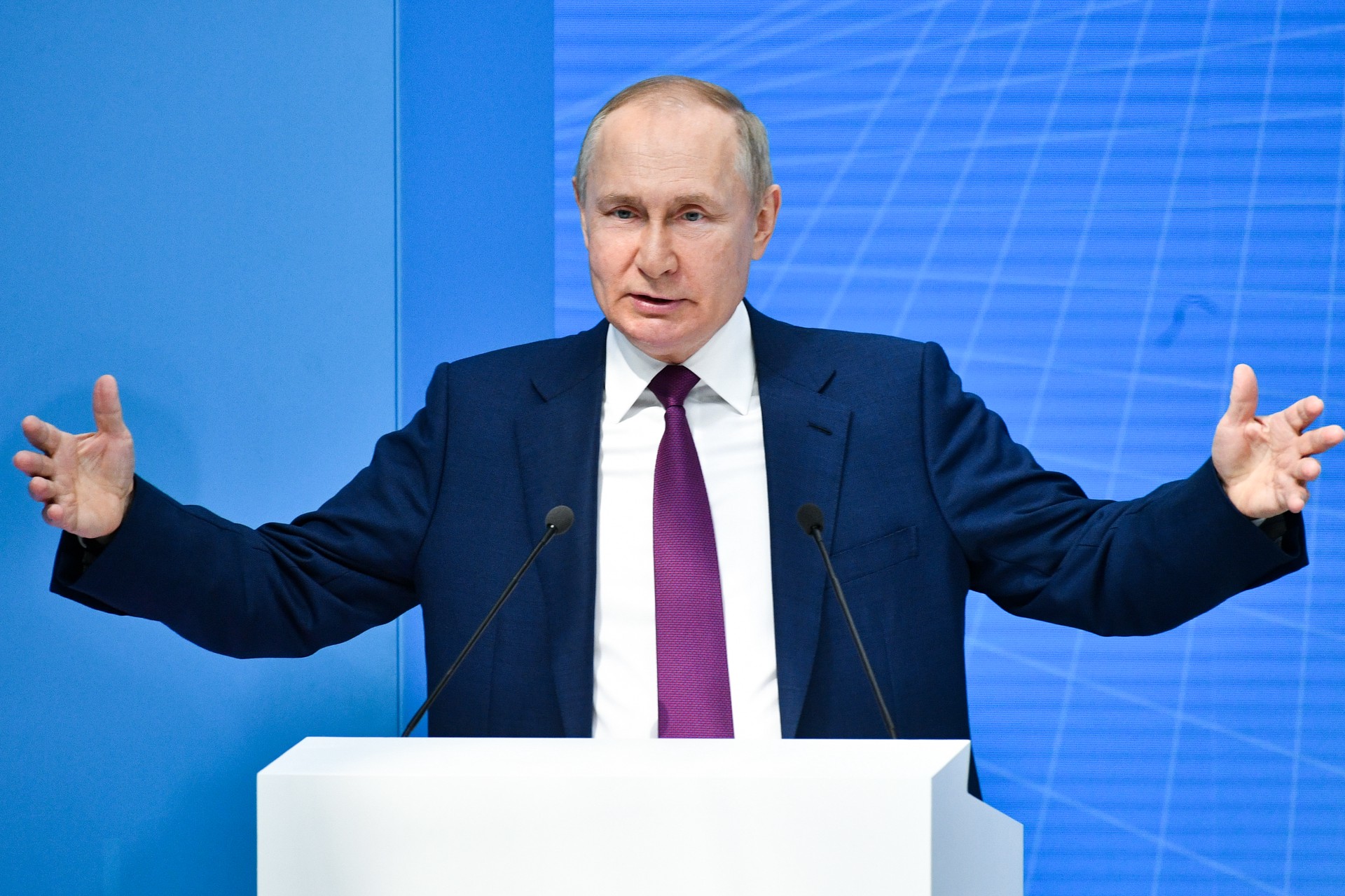 Путин заявил, что российское оружие на десятилетия опережает западные аналоги