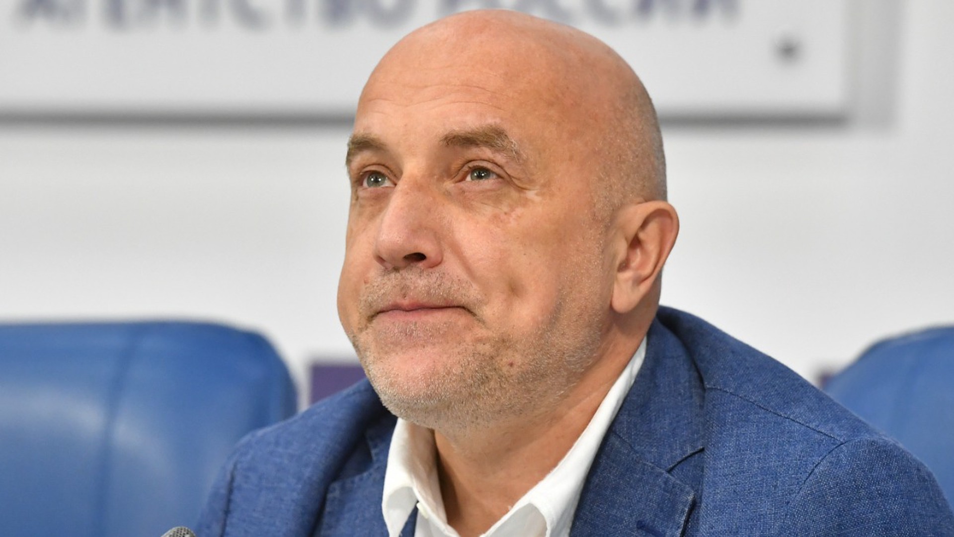 «Ведомости»: Захар Прилепин планирует участвовать в президентских выборах в 2024 году
