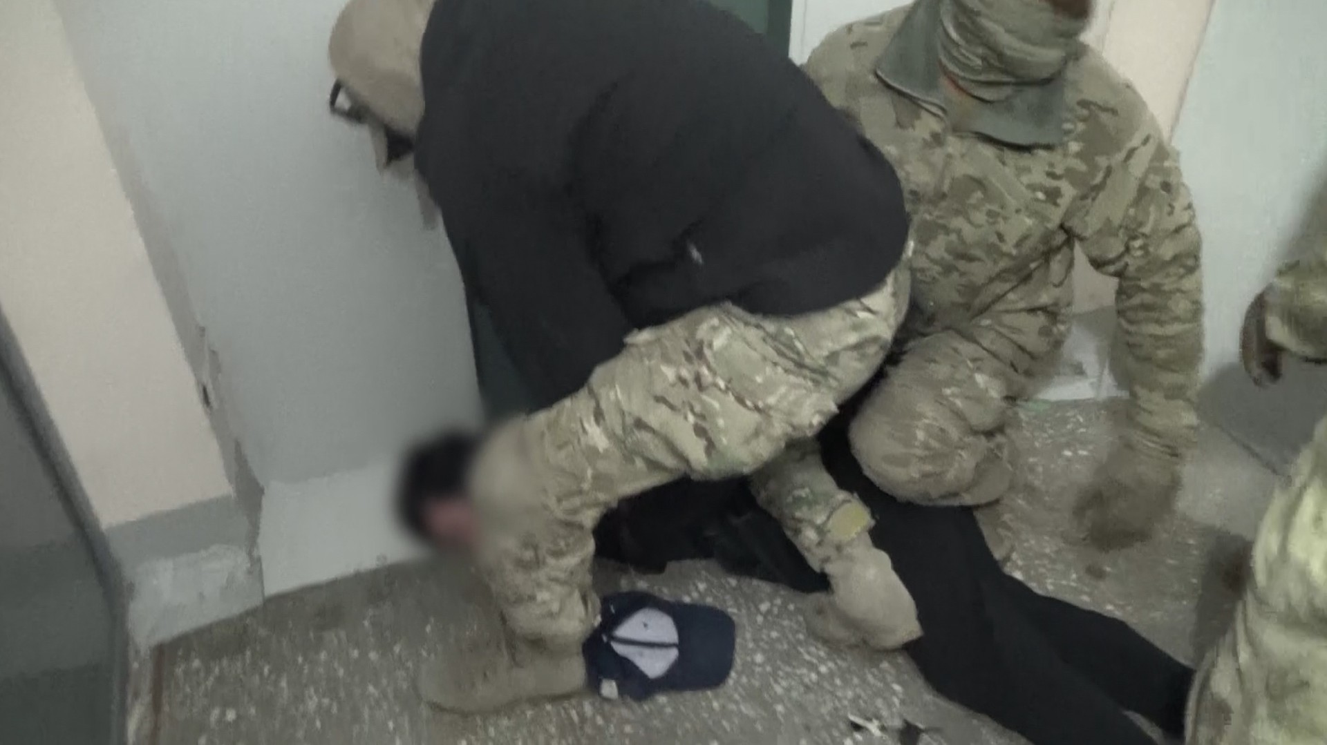 ФСБ задержала членов террористической ячейки исламистов в трех российских городах