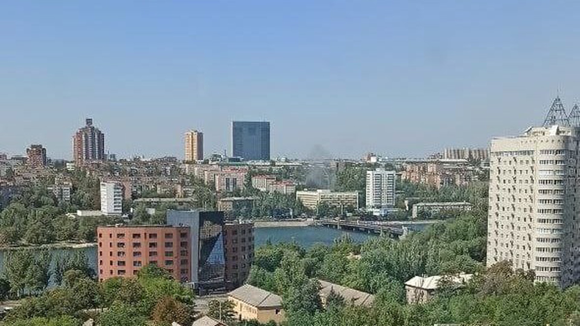 ВСУ обстреляли центр Донецка