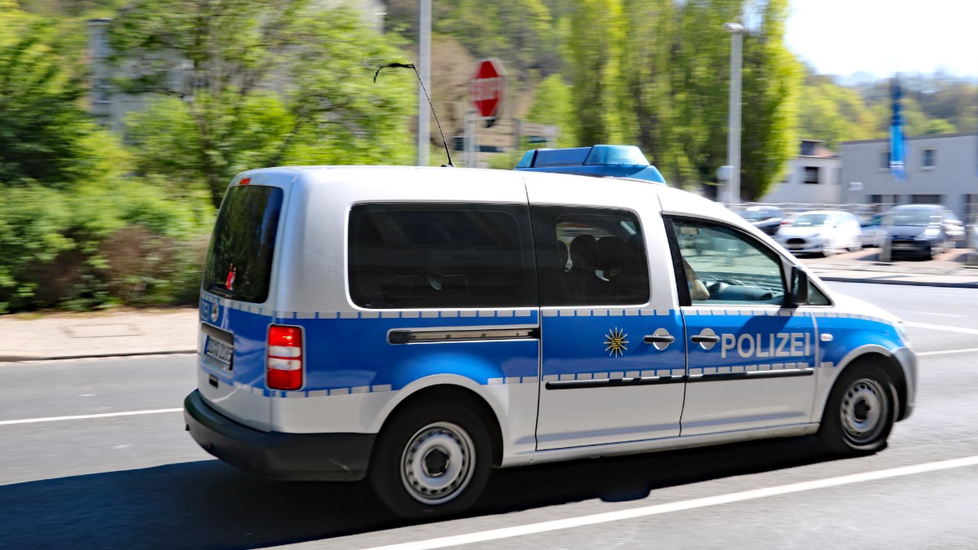 Полиция Германии задержала женщину, забаррикадировавшуюся в клинике в городе Ахен