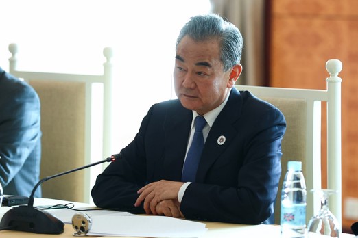 Китай призвал усилить координацию между странами ШОС и БРИКС