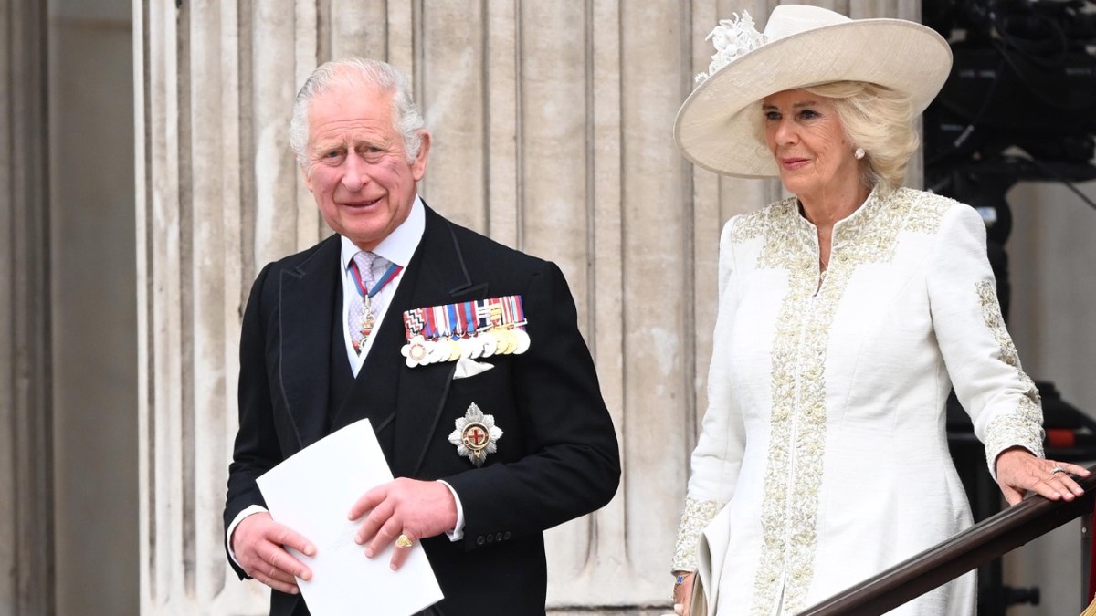Карл III официально провозглашен новым монархом Великобритании