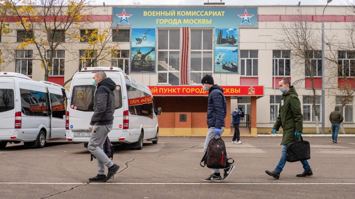 Верховный суд: Неявка в военкомат без уважительных причин считается уклонением от призыва