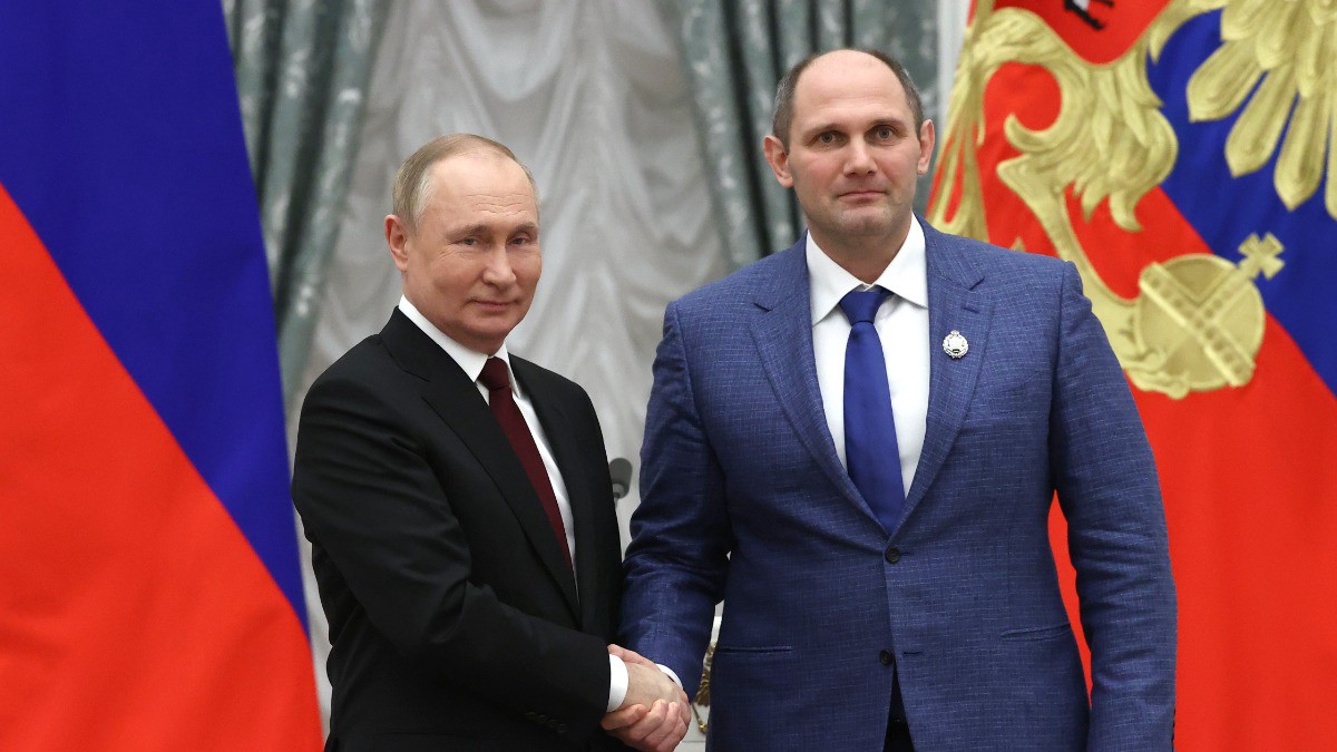 «Проживает не свою жизнь»: заслуженный тренер РФ Михаил Рахлин – о том, чем Зеленский отличается от Путина