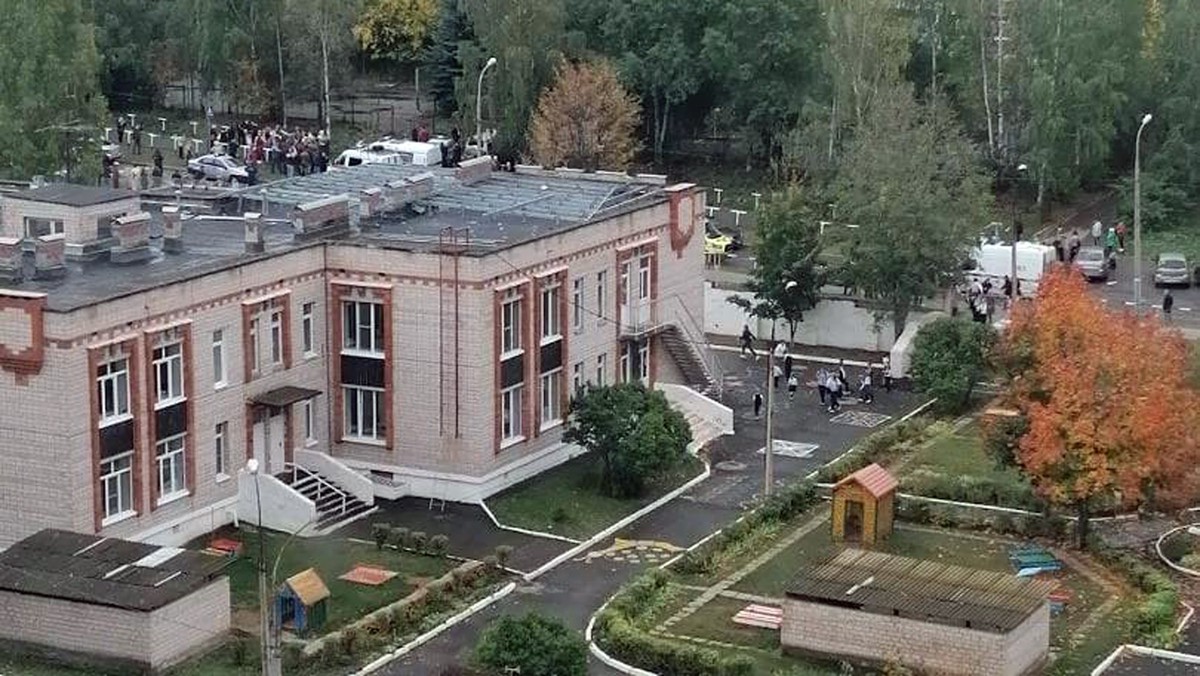 Устроивший стрельбу в школе Ижевска покончил с собой