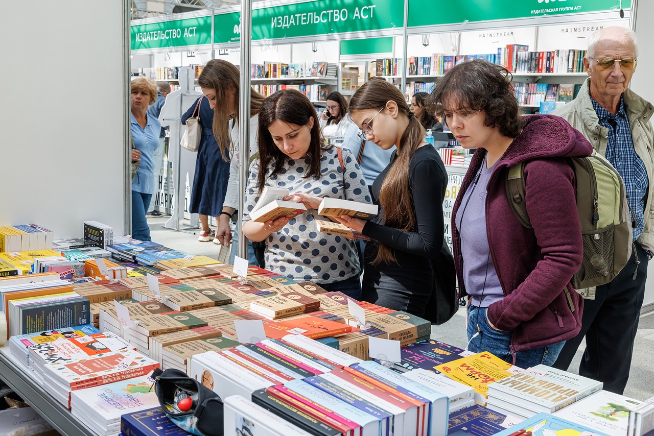 Юрий Поляков: «Закон о запрете ЛГБТ-пропаганды избавит книжные сети от рьяности в развращении подростков»