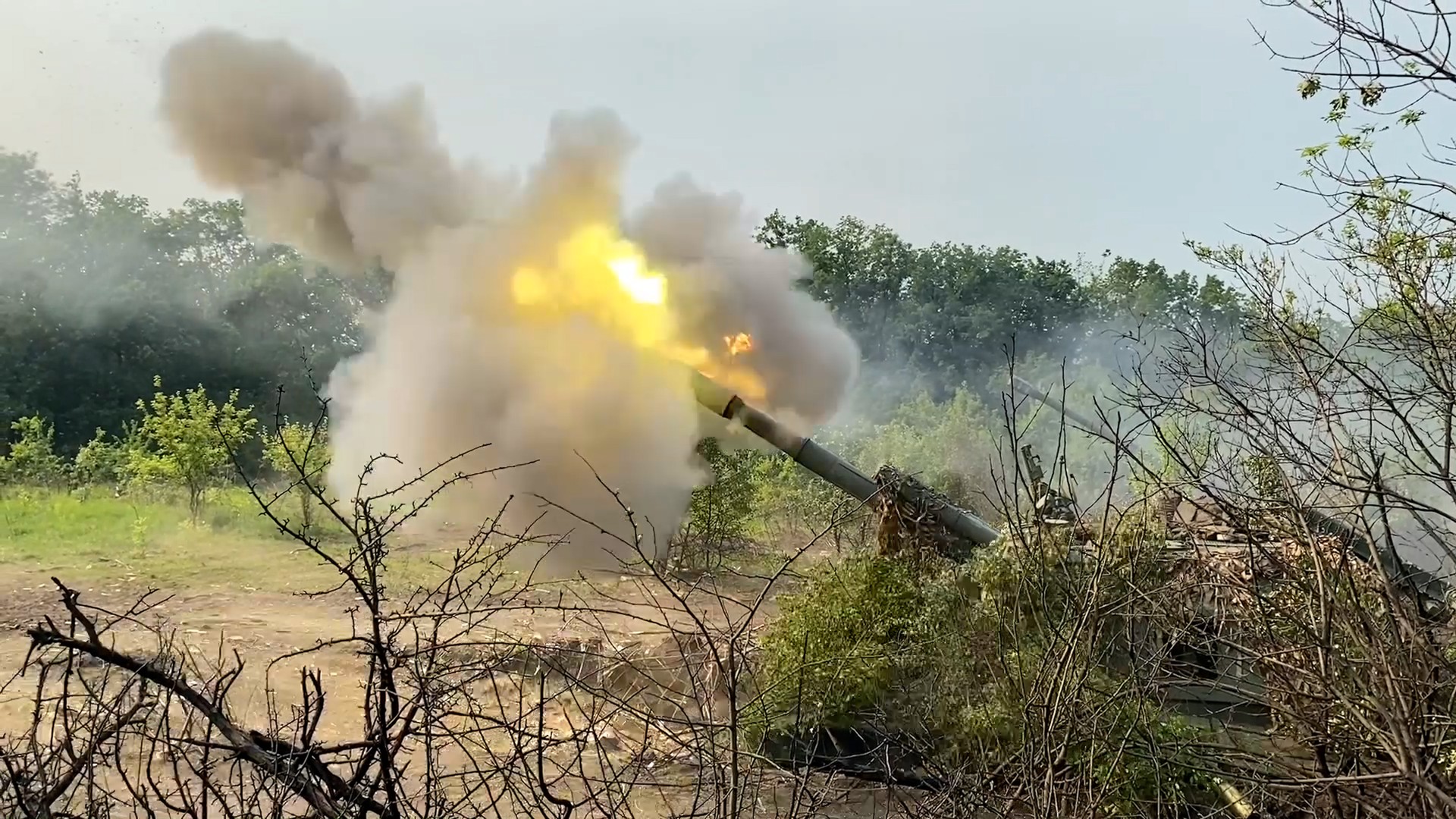 МО РФ: Артиллеристы уничтожили скопление ВСУ на границе с Белгородской областью