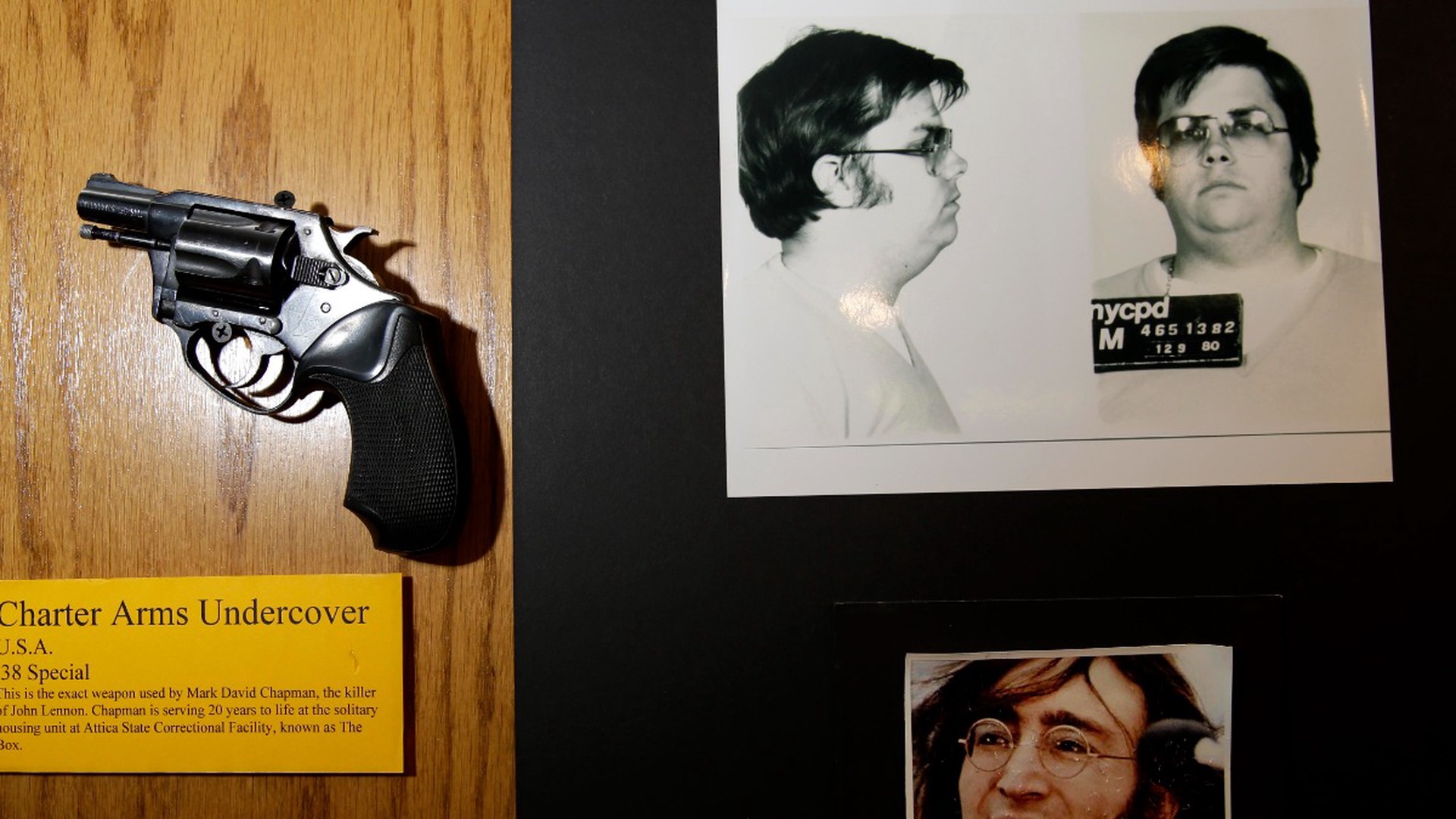 Убийце Джона Леннона в 12-й раз отказали в УДО