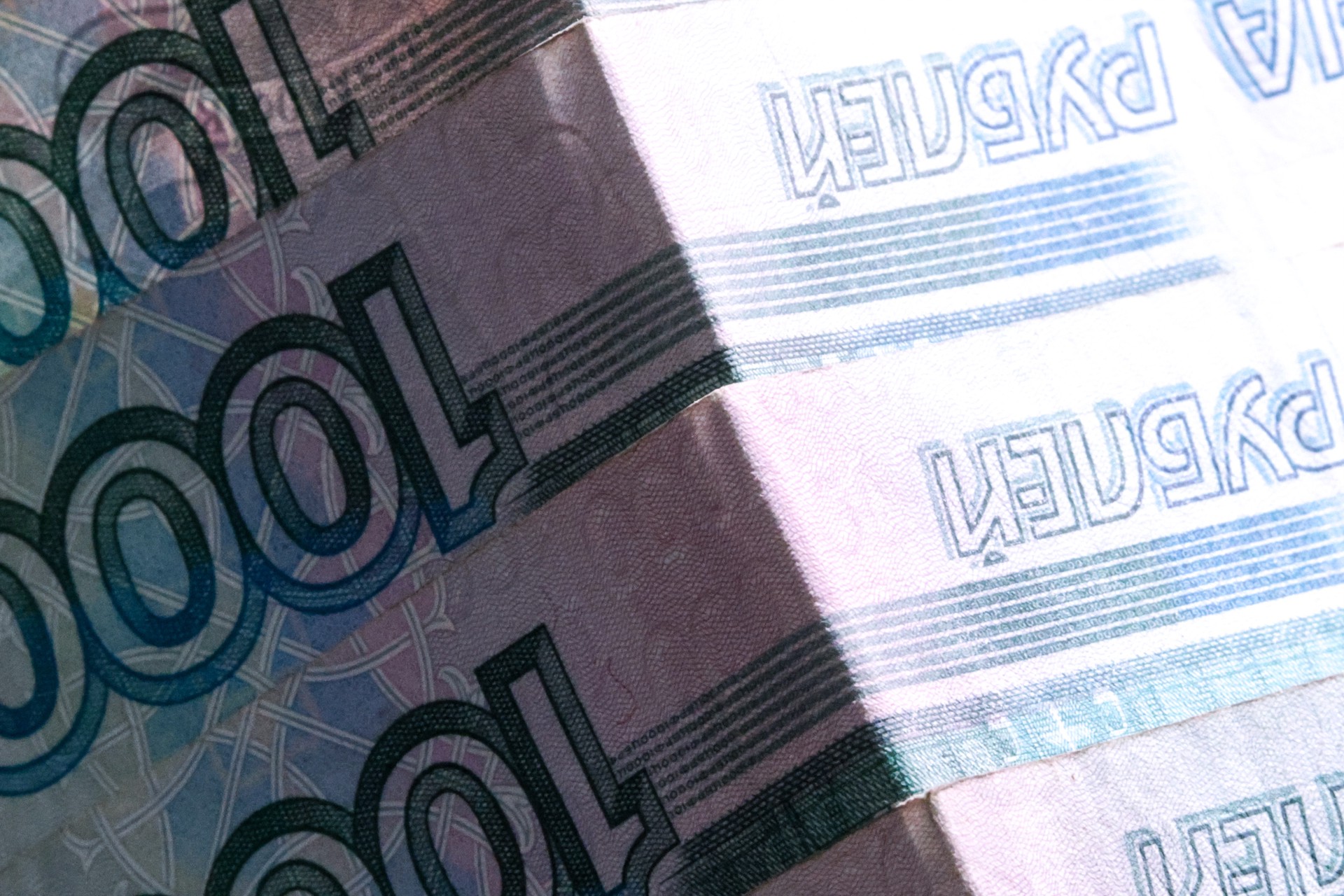 С дочери погибшего на СВО бойца потребовали 100 млн рублей