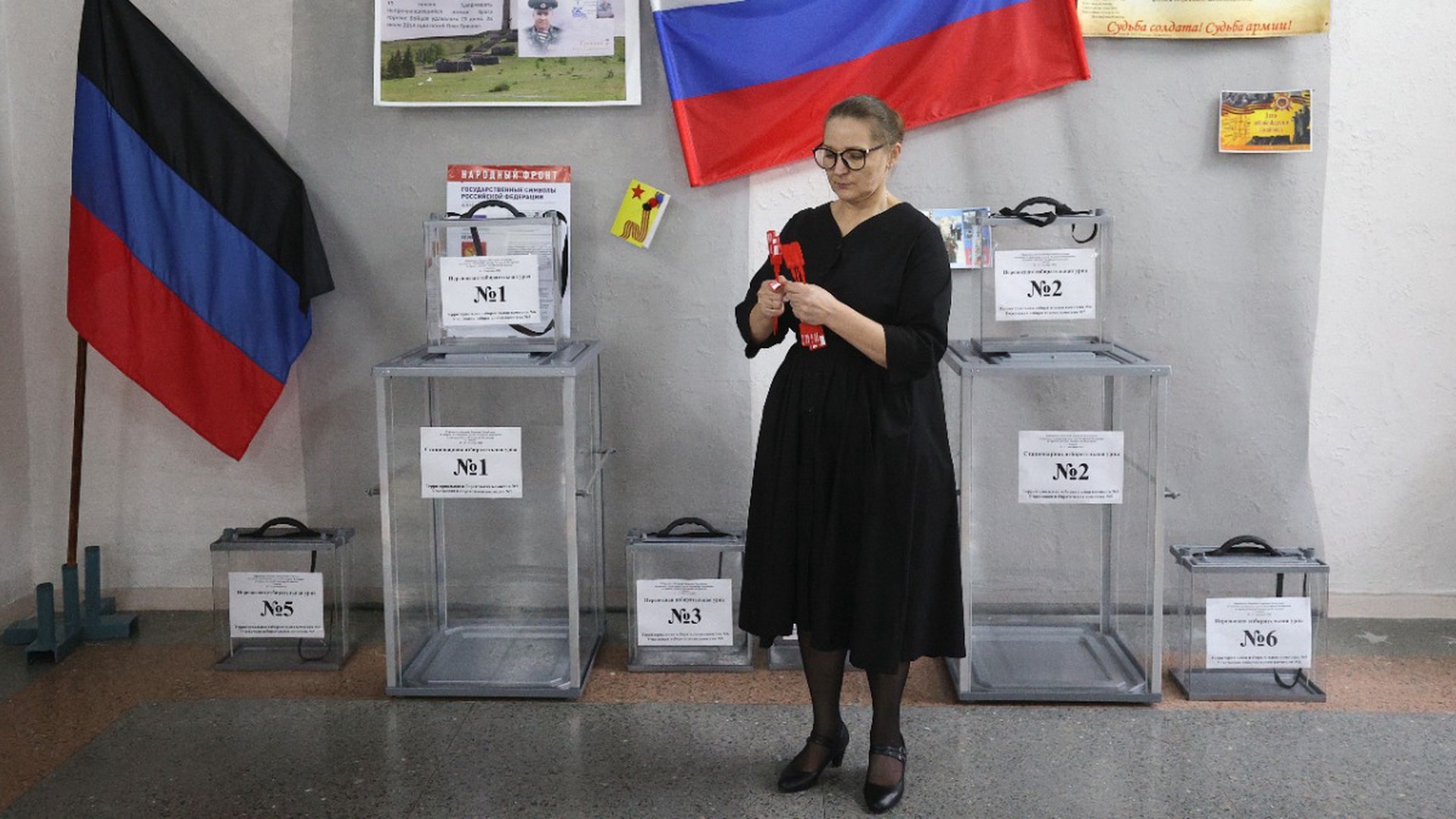 В ДНР, ЛНР, Херсонской и Запорожской областях начались референдумы
