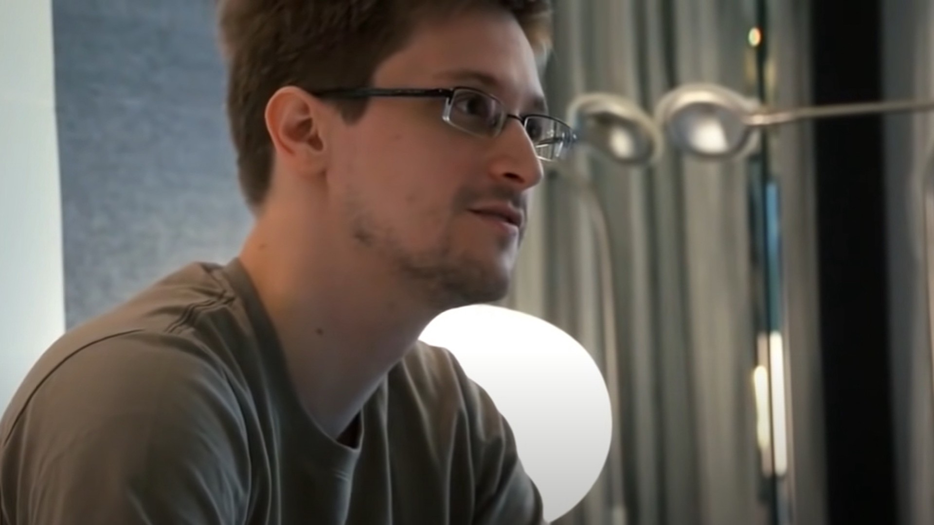 Сноуден рассказал, как получение российского гражданства повлияет на его семью