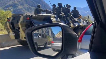 В ФСБ рассказали, зачем отправили БТР на границу с Грузией