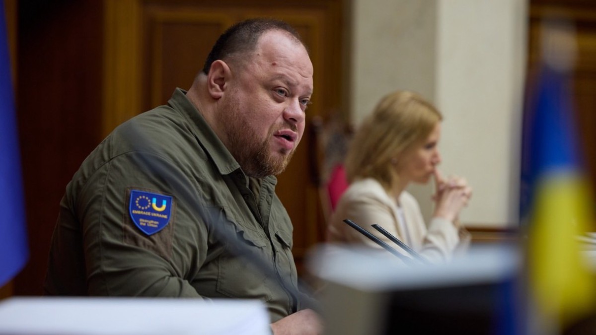 Стефанчук назвал слухами сообщения о конфликте между Зеленским и Залужным