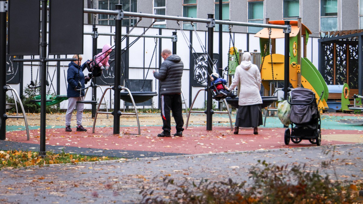 Администрация российского города заплатит за травму ребенка на карусели