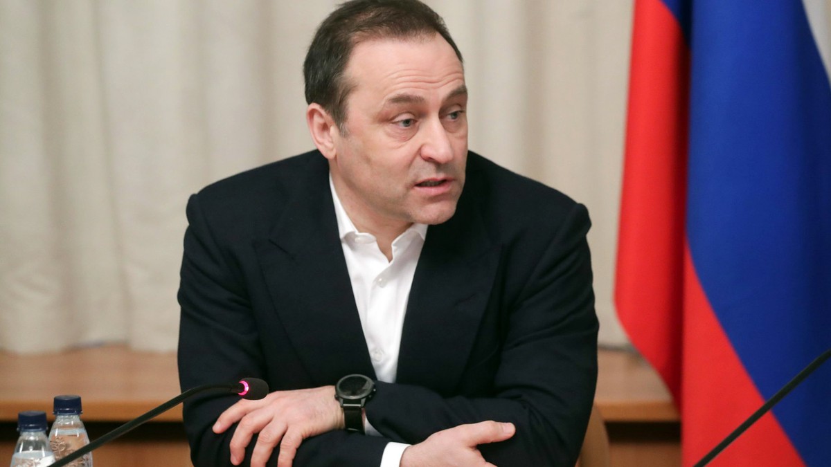 Свищёв освобождён с поста председателя комитета Госдумы РФ по физкультуре и спорту