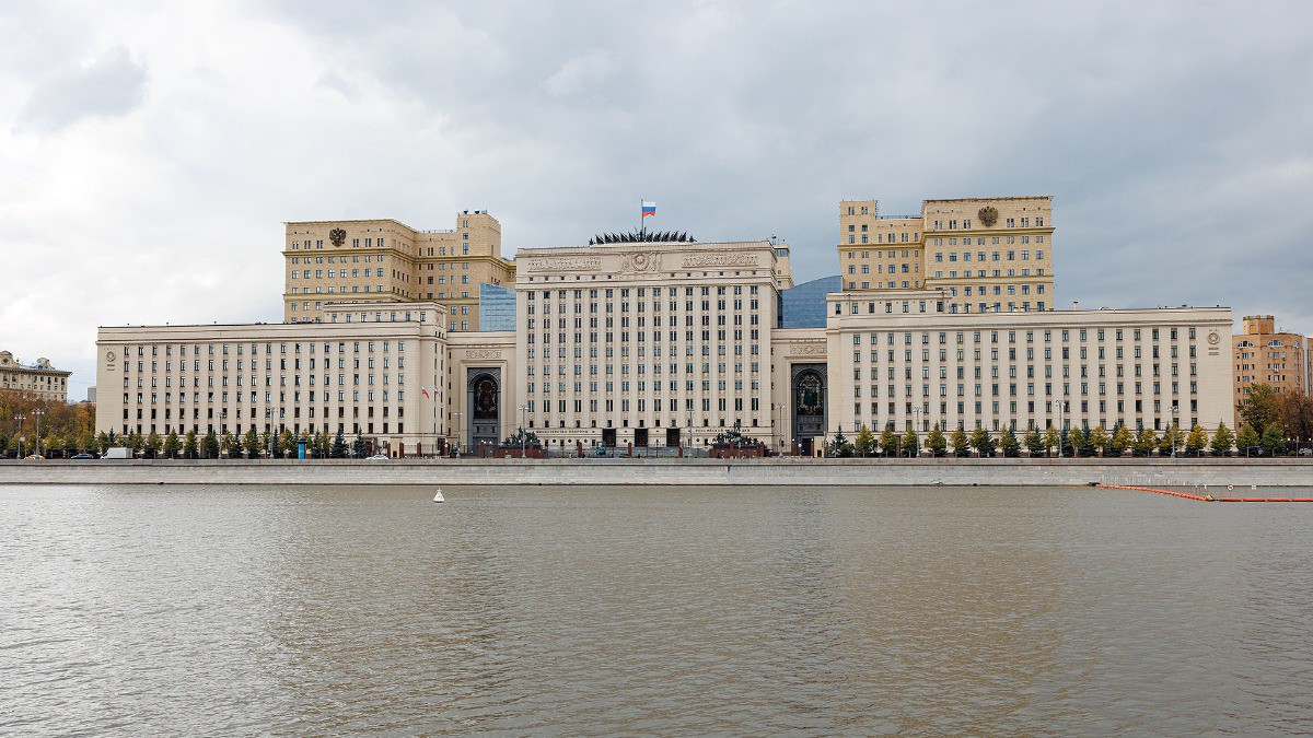 Минобороны: ВС РФ поразили ангары с украинским оружием на аэродроме «Днепр»