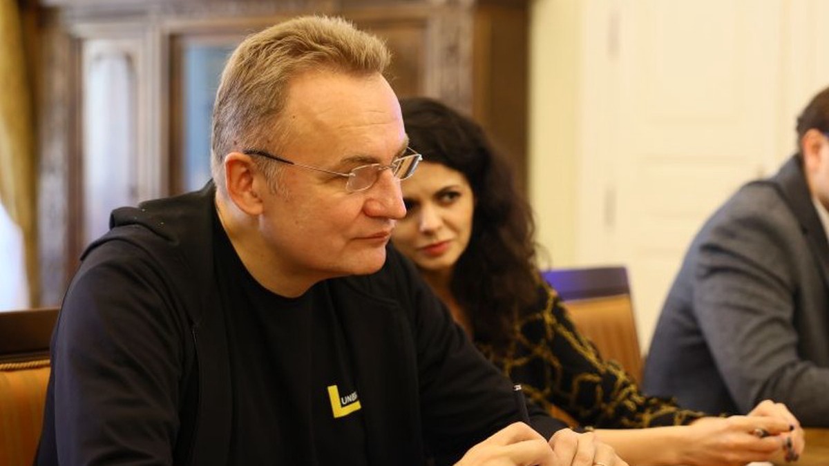 Мэр Львова Садовой призвал поляков прекратить «позорную блокаду» границы