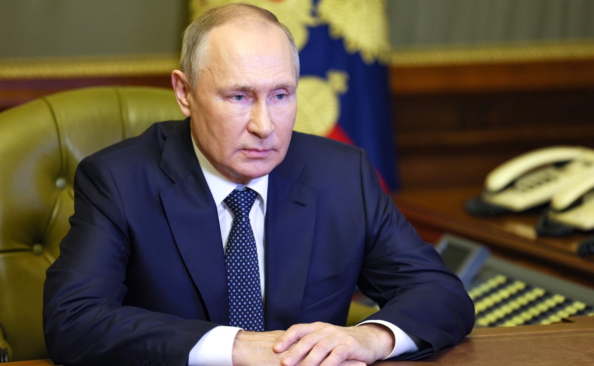 Путин пригрозил Украине жёстким ответом, если теракты будут продолжаться 