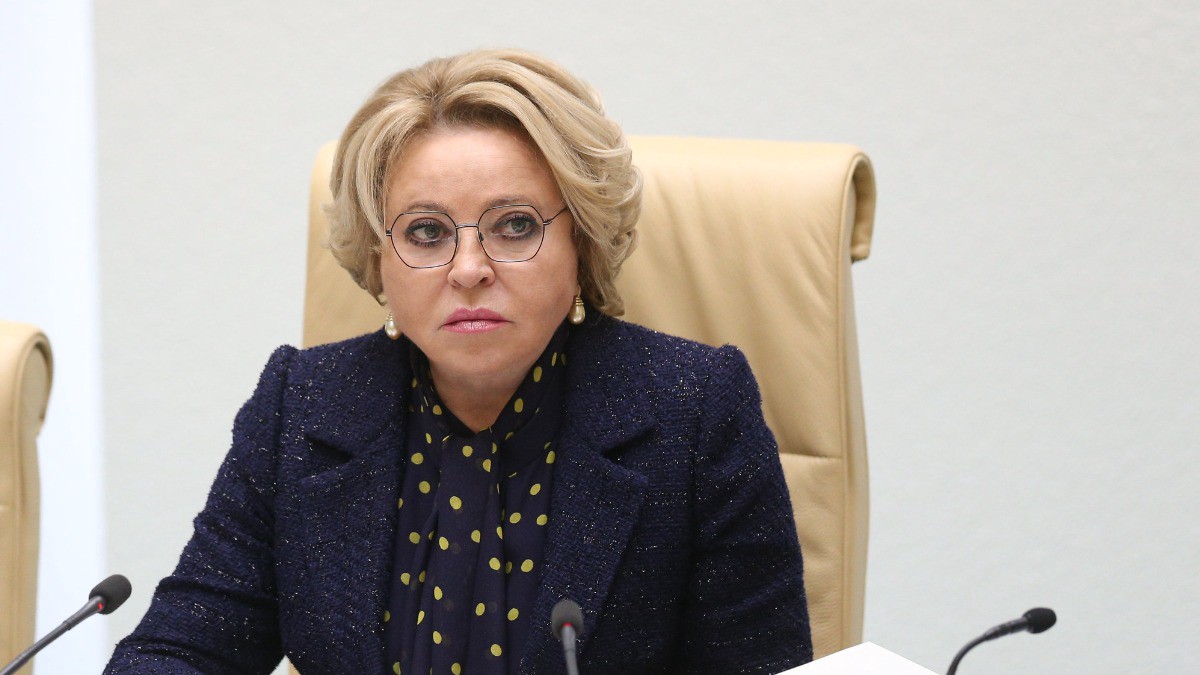Матвиенко назвала «ошибкой законодателей» резкую реакцию общества на закон об электронных повестках