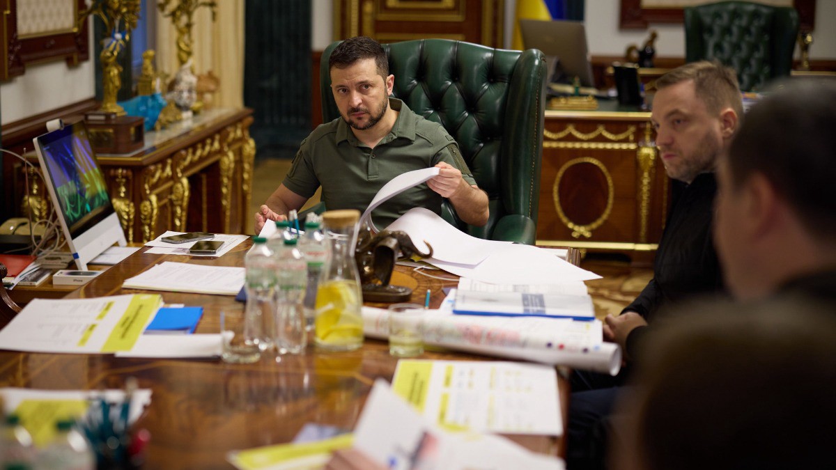 Зеленский жалуется, что Израиль не помогает Украине защитить воздушное пространство