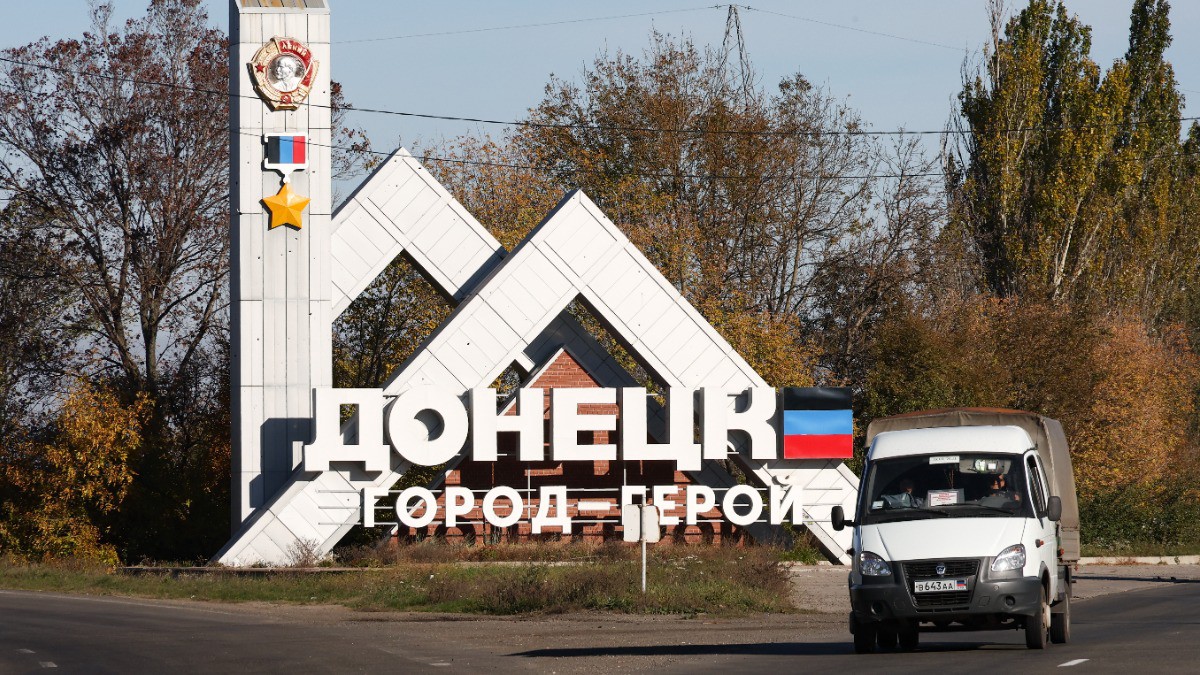 Жилые дома в ДНР начали подключать к отоплению