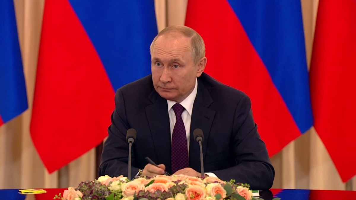 Путин: Ереван и Баку пока не заключили мирный договор