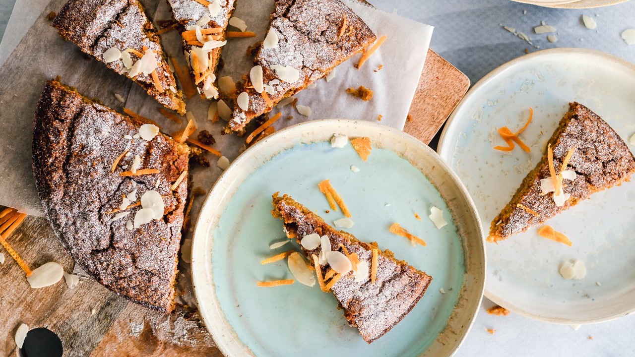 Выпечка к чаю: простые пироги из доступных продуктов