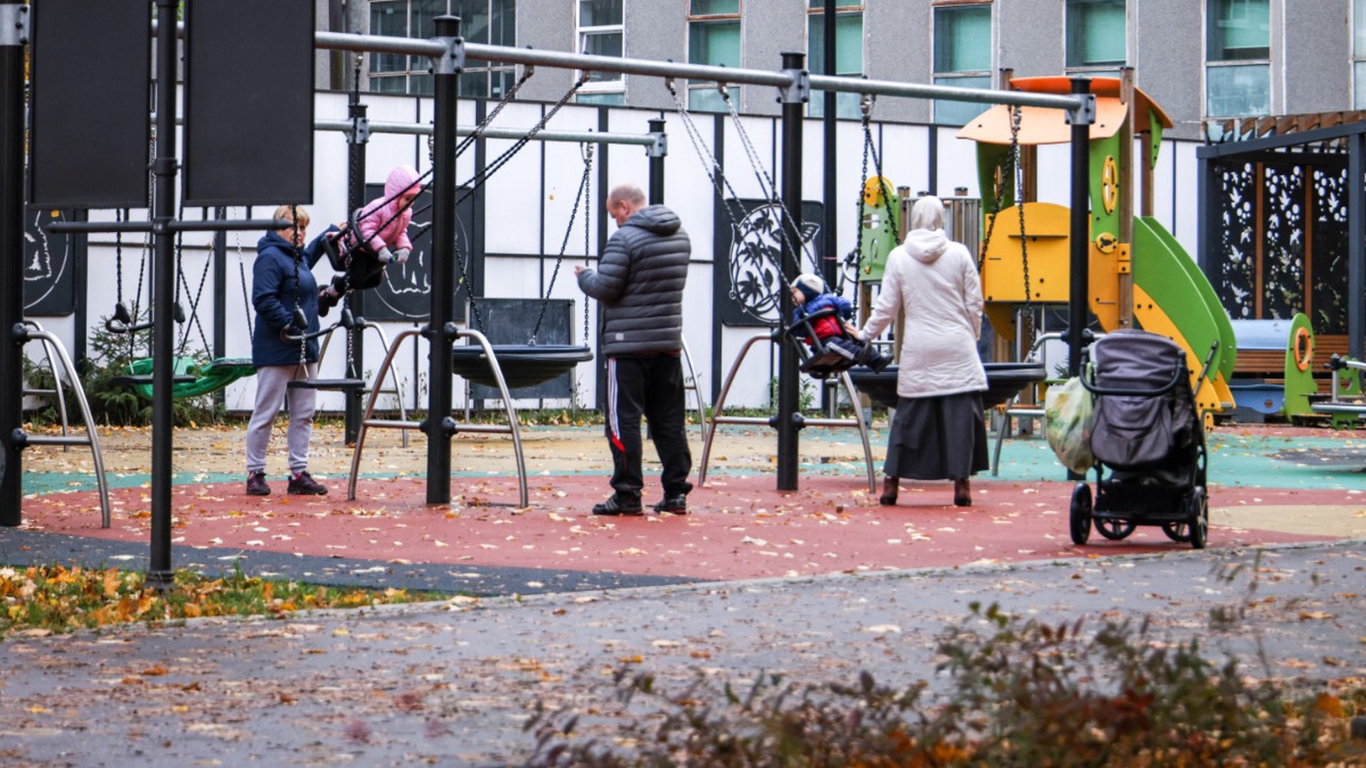 Администрация российского города заплатит за травму ребенка на карусели