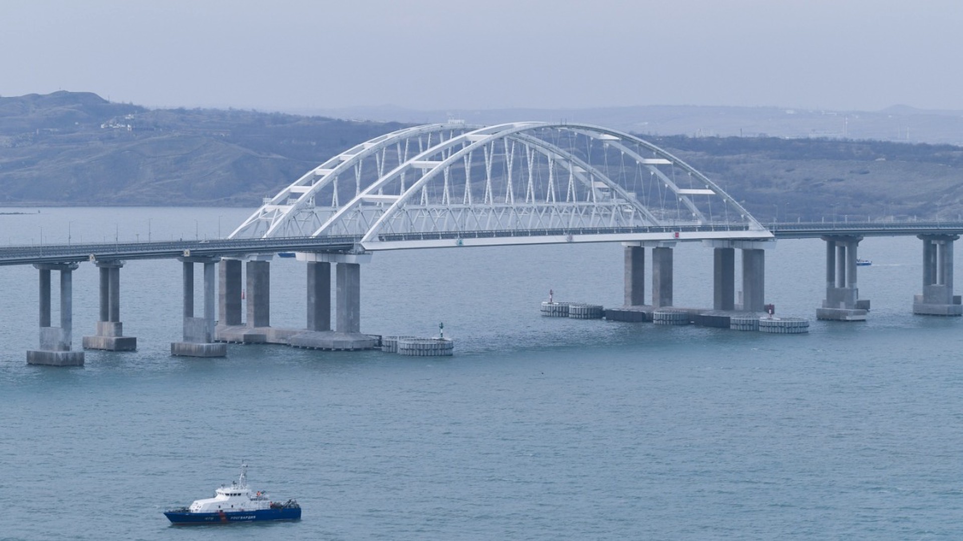 Ветеран ФСБ рассказал, в какой день Украина попробует ударить по Крымскому мосту