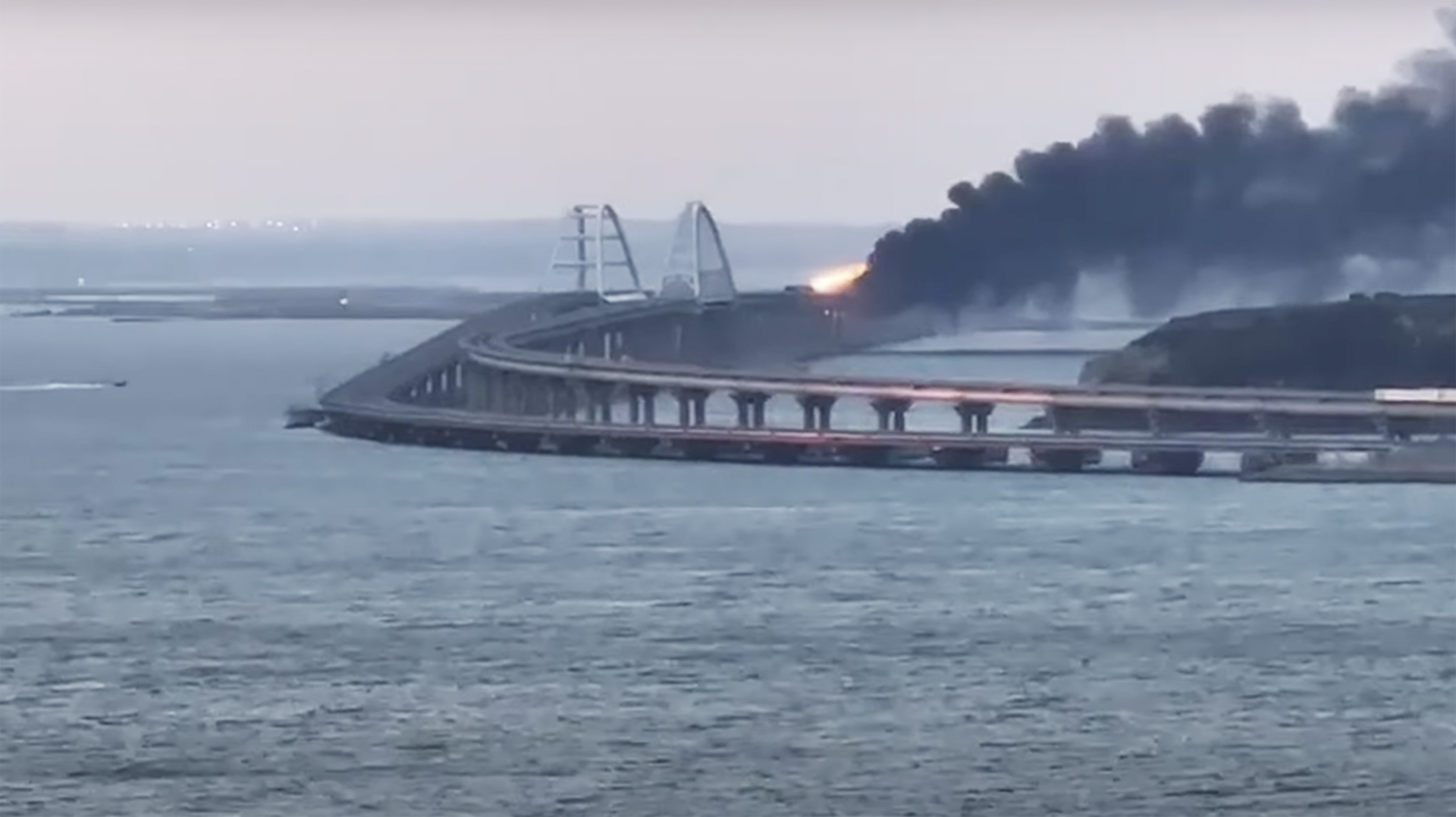 Стали известны цели организаторов взрыва на Крымском мосту