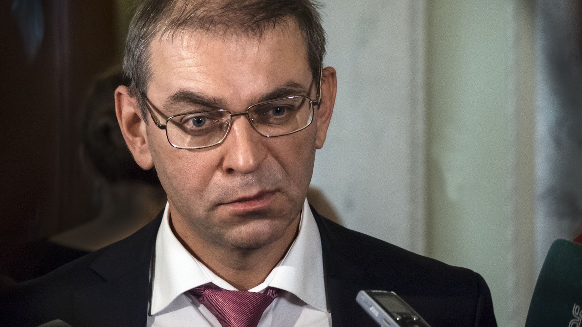 Украинский политик рассказал русским пранкерам, что США контролируют все операции ВСУ