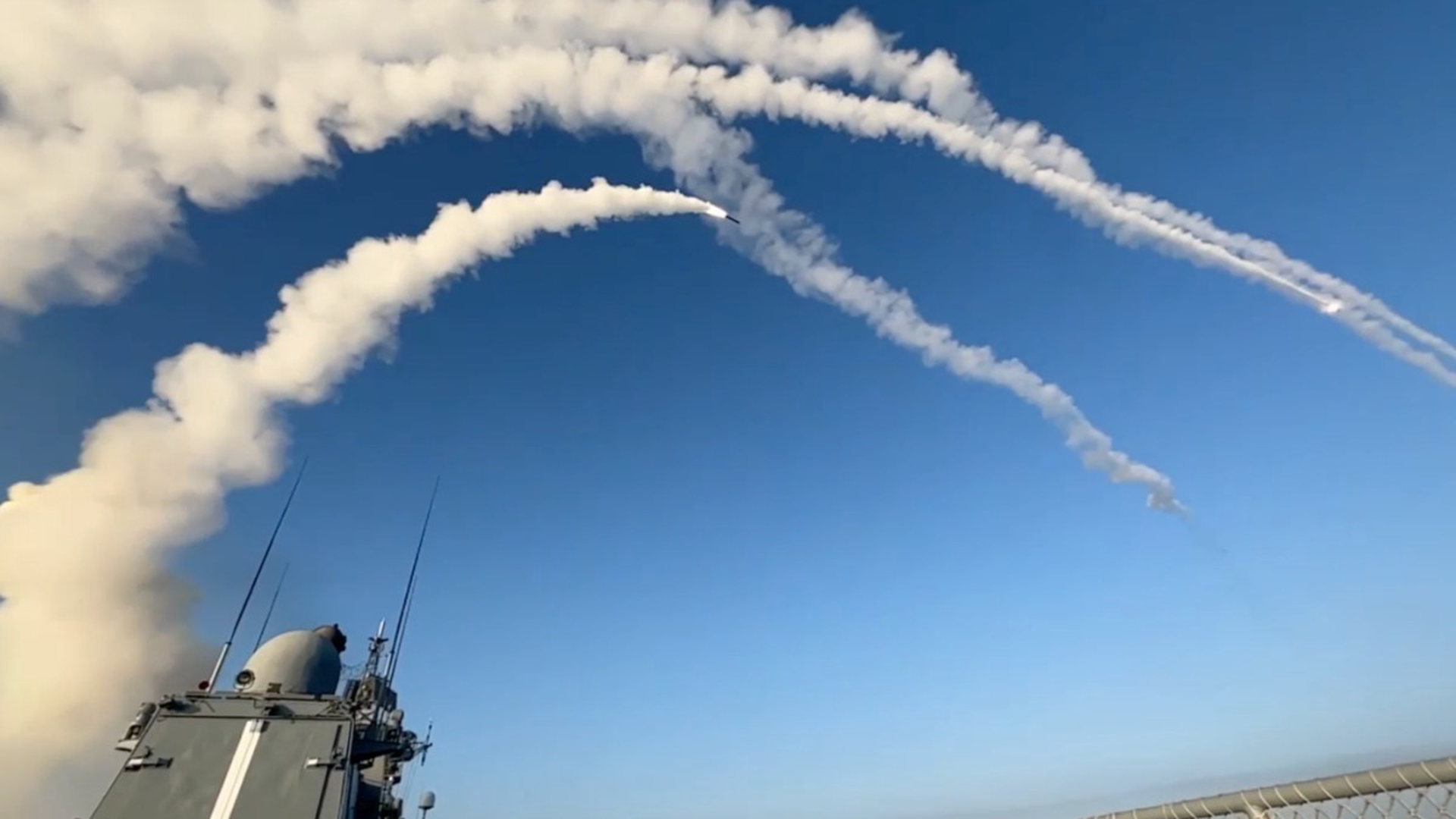 Economist: удар ВС России лишил Украину производств ракет и дронов для ВСУ
