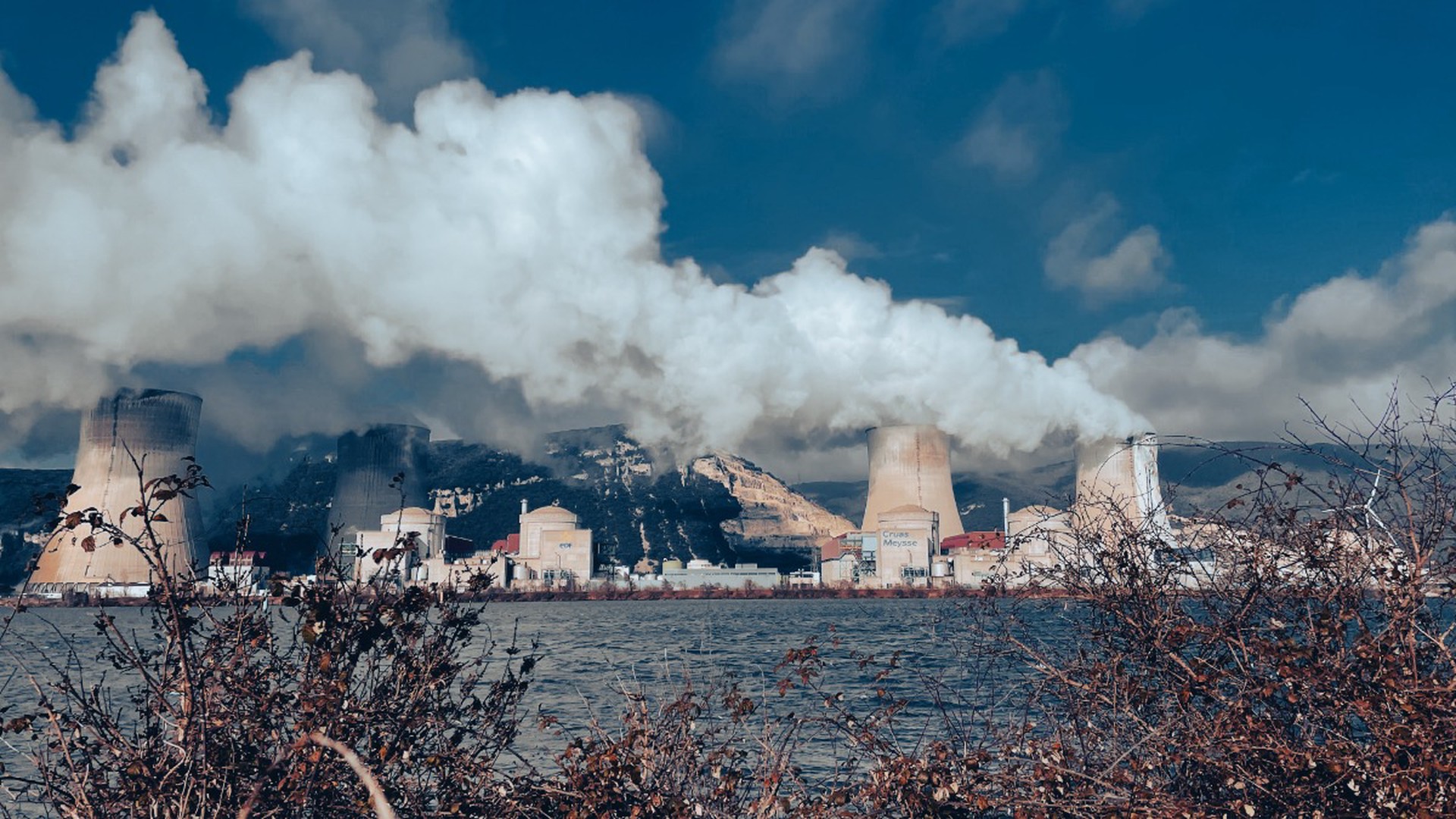 Почему ЕС решил не вводить санкции против российской атомной энергетики