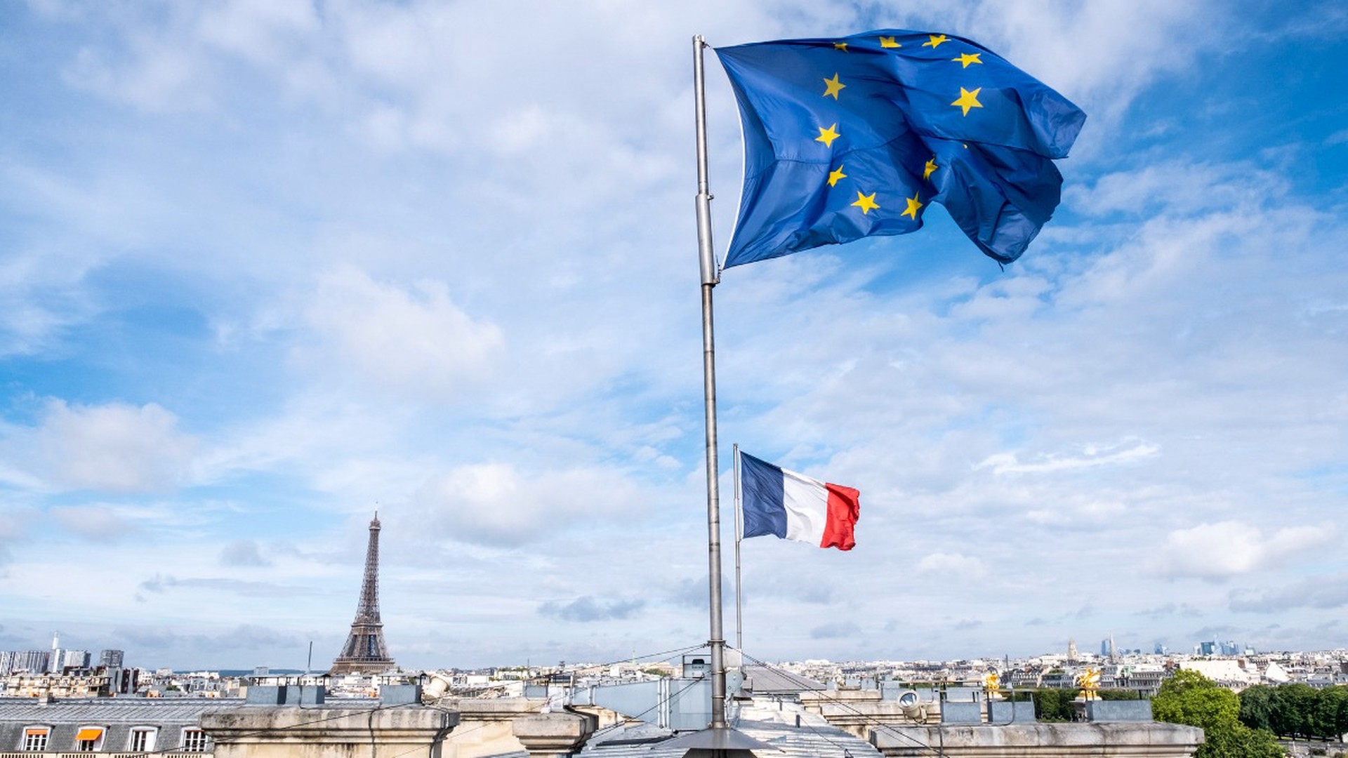 Политик Филиппо заявил, что членство в ЕС и помощь Украине разоряют Францию