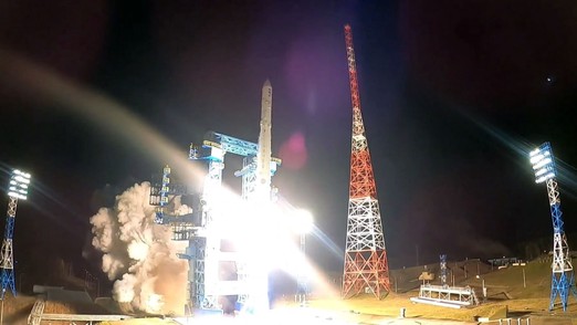 Ракета-носитель «Ангара-1.2» с военным спутником стартовала с космодрома Плесецк 