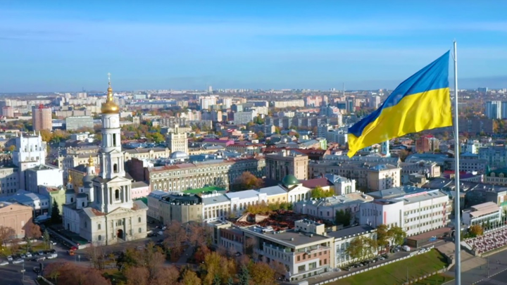 В Харькове слышны взрывы, объявлена воздушная тревога