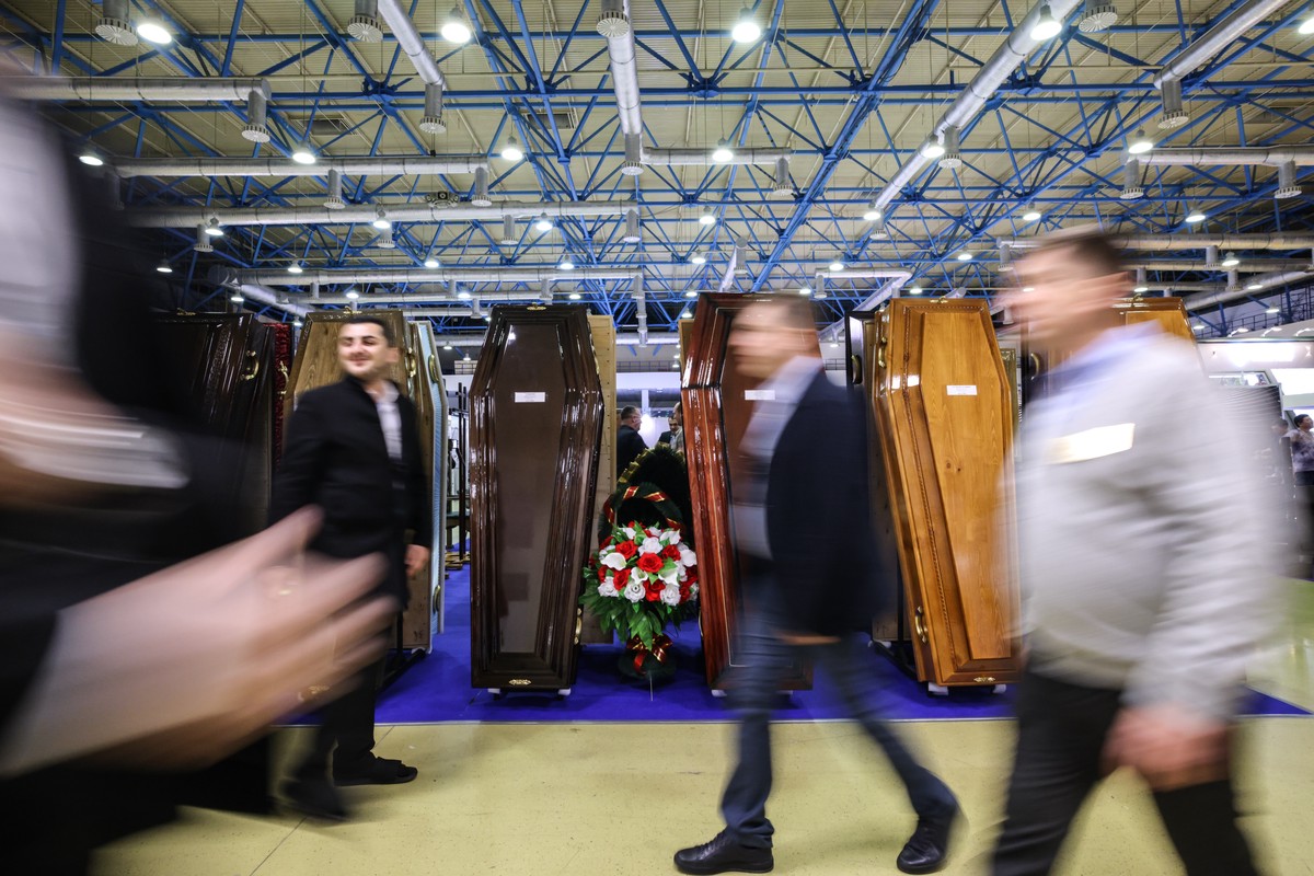 СМИ: Европу ждёт всплеск смертности этой зимой