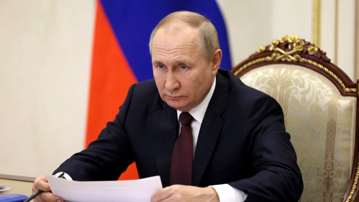 Путин отметил госнаградами четырёх российских дипломатов