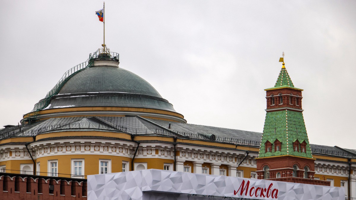 РИА Новости: ночью два украинских БПЛА попытались атаковать Кремль