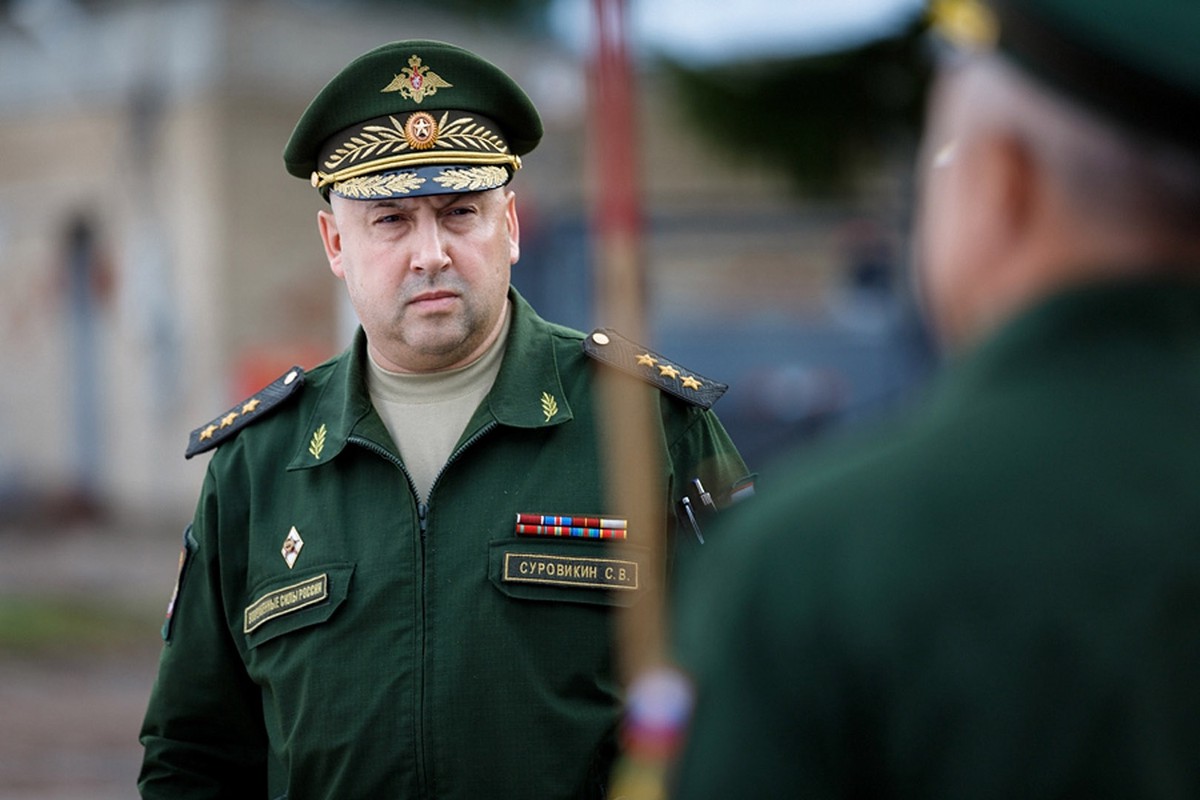 Стало известно, кто стал командующим ВКС РФ вместо Суровикина