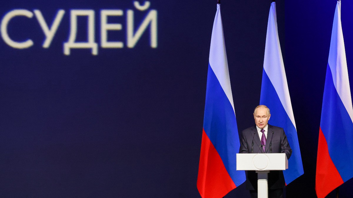 Путин потребовал максимально быстро интегрировать новые регионы РФ в судебную систему страны