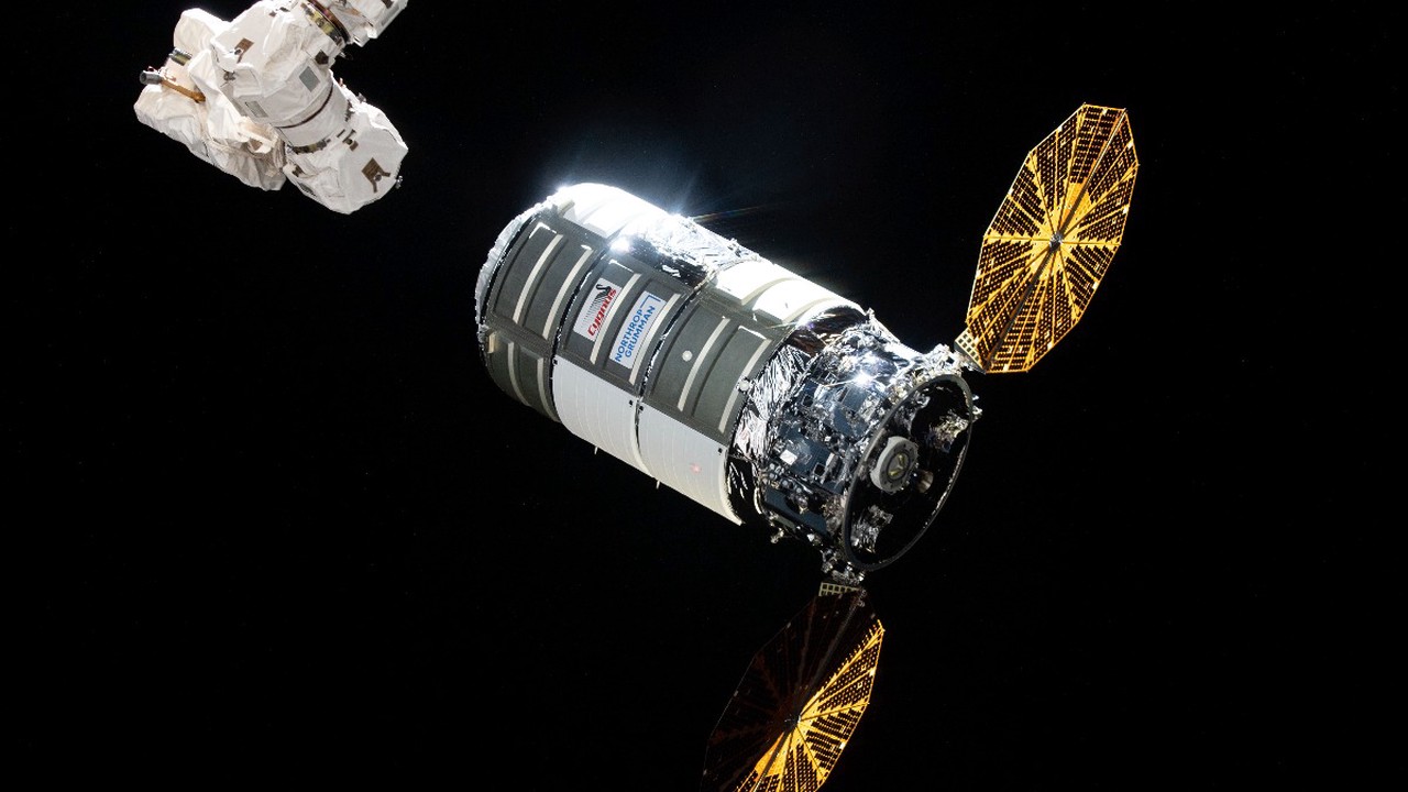 Грузовой корабль Cygnus пристыковался к МКС