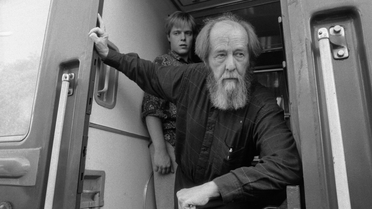 Его позвал Никита: как страна узнала Солженицына