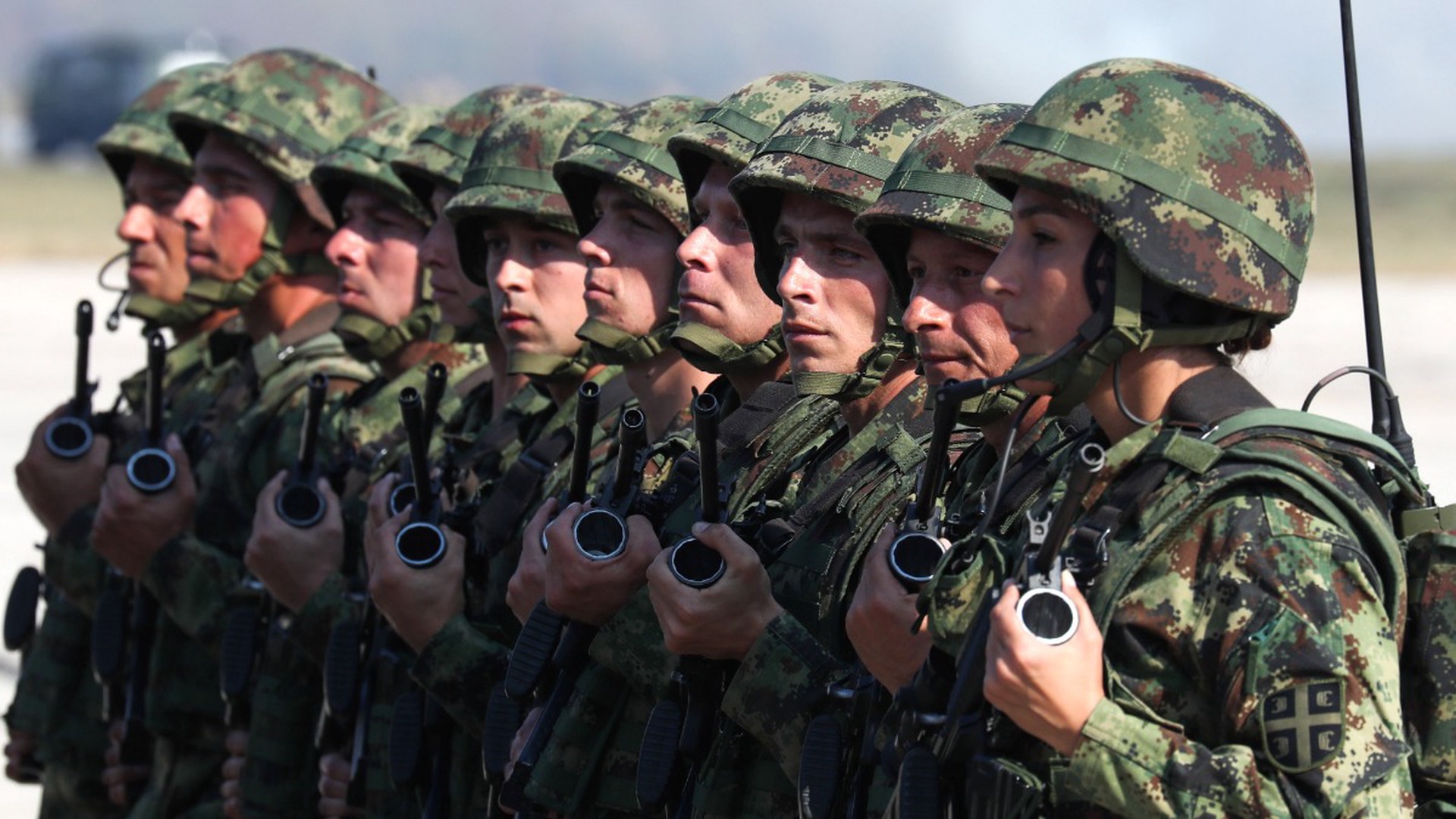 Вооруженные силы Сербии приведены в повышенную боевую готовность