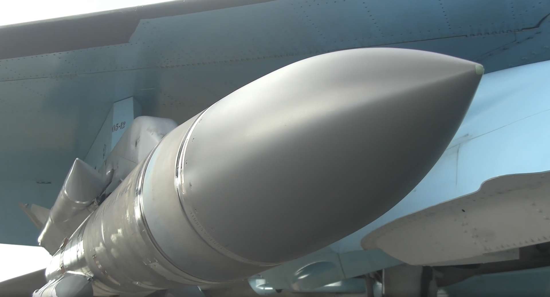 ВКС России применили мощную бомбу ФАБ-1500 против ВСУ под Купянском