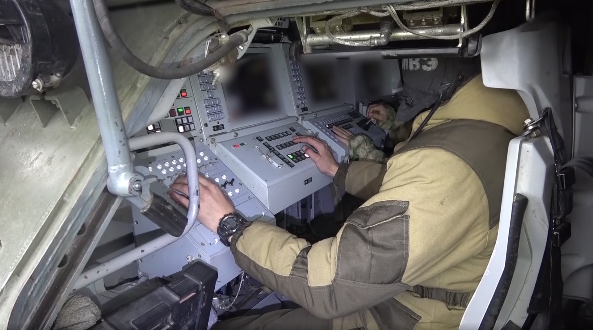 Минобороны: У берегов Крыма уничтожены восемь ракет ATACMS и два морских дрона